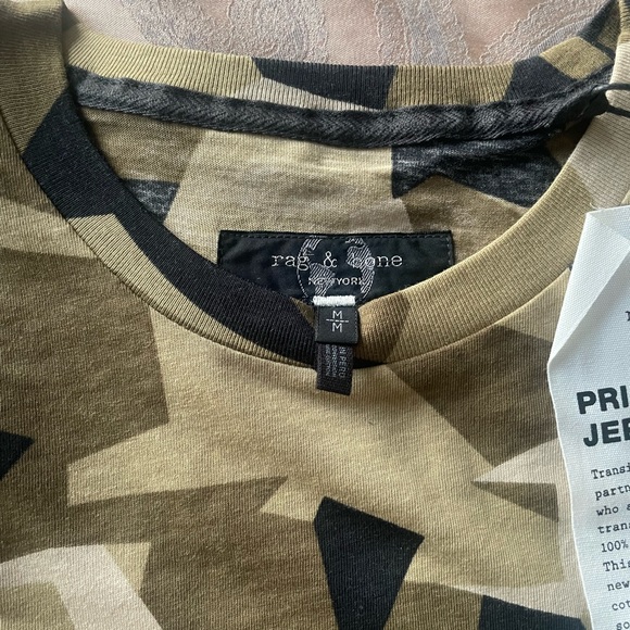 Rag & Bone Tiger Camo T-Shirt 2022 Authentic NYC Men Size M - Picture 9 of 9